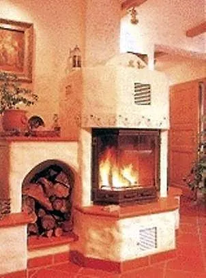Gastgeb Otel 2*
